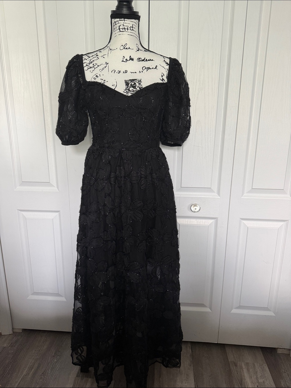 Black Embroidered Puff-Sleeve Midi Dress